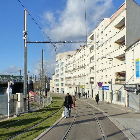 8 Rue Brise Echalas Saint-Denis  Bagian luar foto