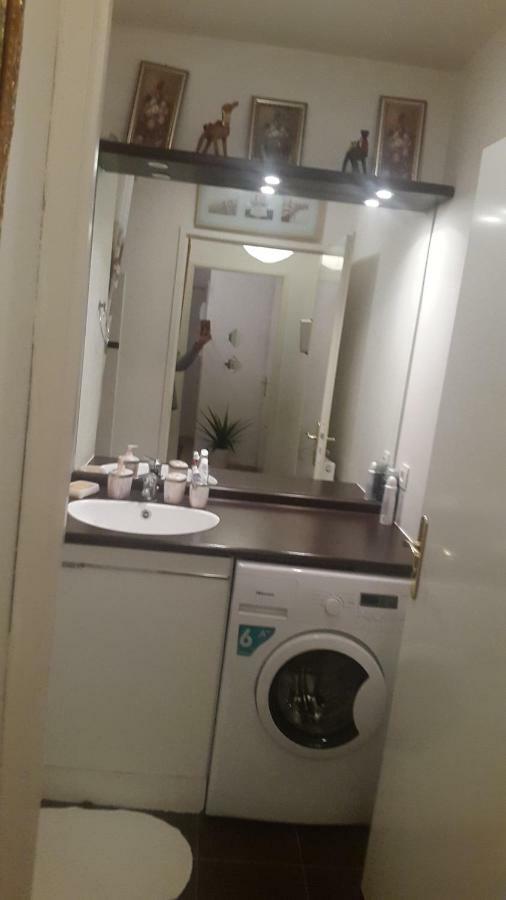 8 Rue Brise Echalas Saint-Denis  Bagian luar foto